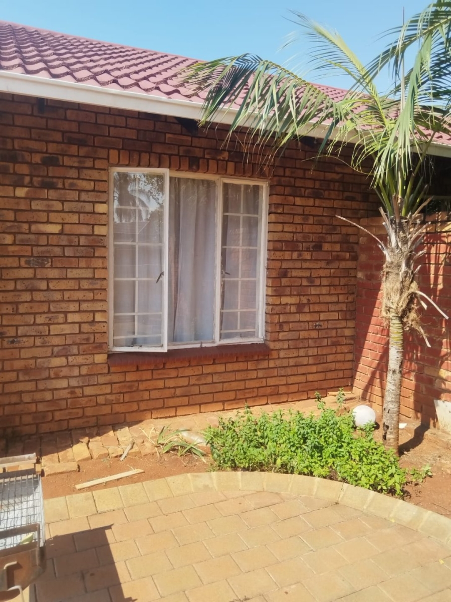 3 Bedroom Property for Sale in Hesteapark Gauteng