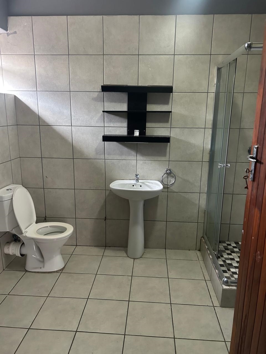 To Let 1 Bedroom Property for Rent in Edenvale Central Gauteng