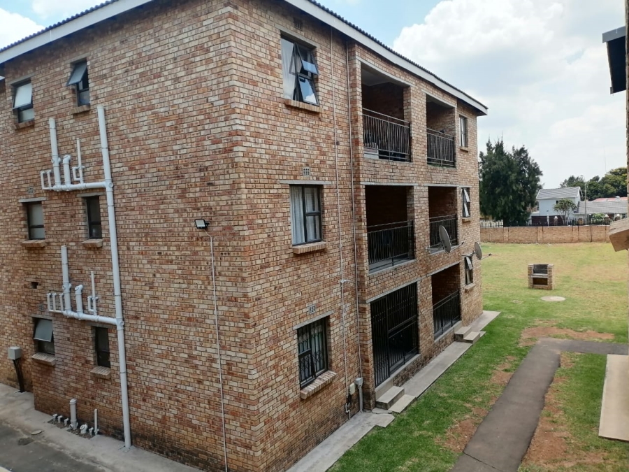 To Let 3 Bedroom Property for Rent in Albertsdal Gauteng