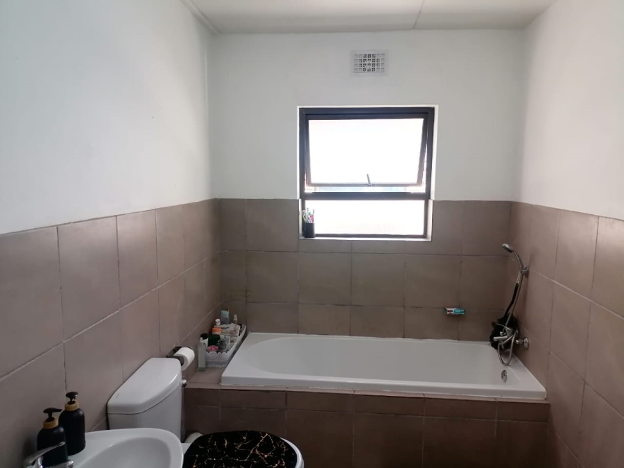 To Let 3 Bedroom Property for Rent in Albertsdal Gauteng