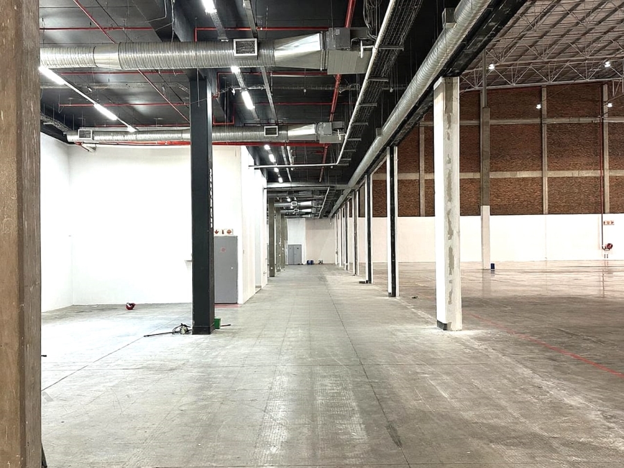 To Let commercial Property for Rent in Vorna Valley Gauteng