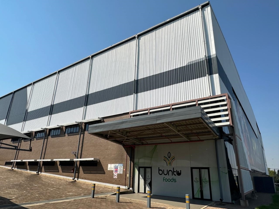 To Let commercial Property for Rent in Vorna Valley Gauteng