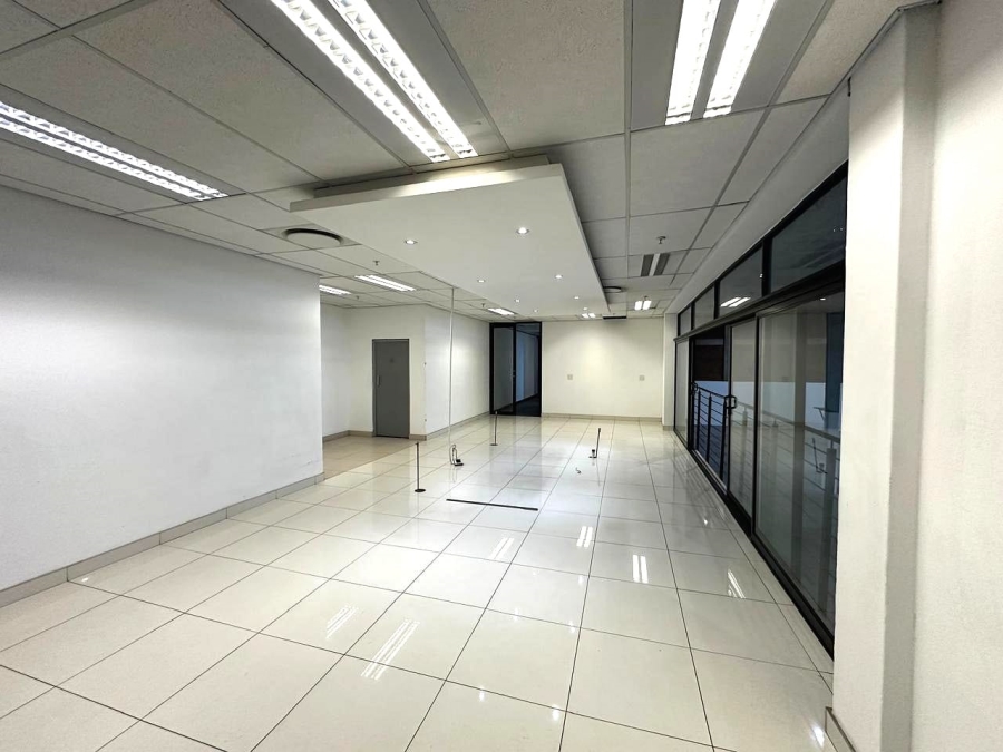 To Let commercial Property for Rent in Vorna Valley Gauteng