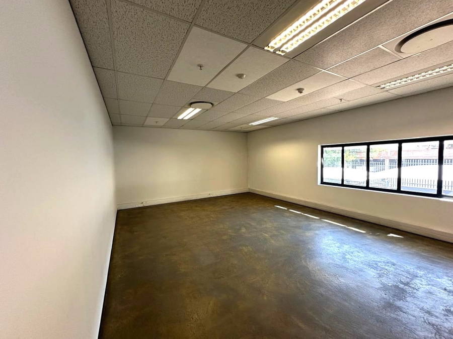 To Let commercial Property for Rent in Vorna Valley Gauteng
