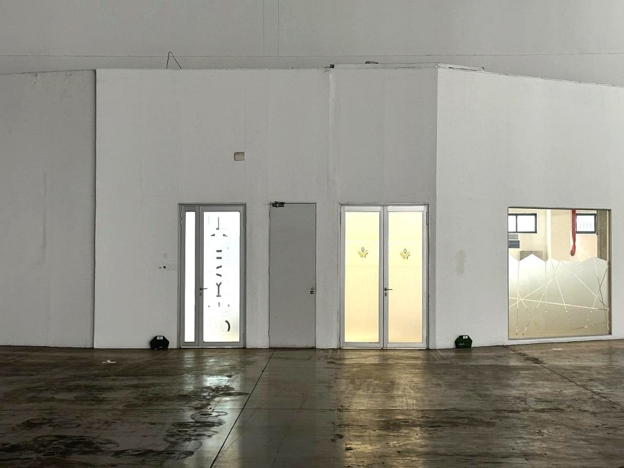 To Let commercial Property for Rent in Vorna Valley Gauteng