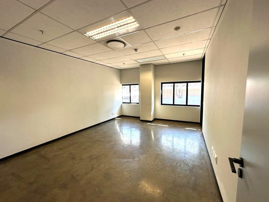To Let commercial Property for Rent in Vorna Valley Gauteng