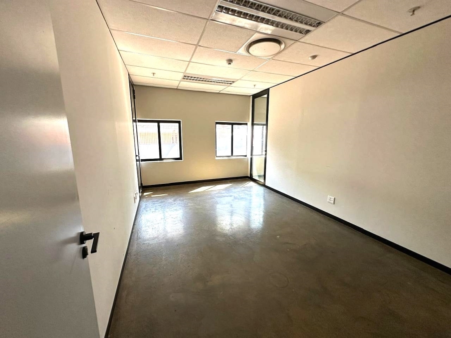 To Let commercial Property for Rent in Vorna Valley Gauteng