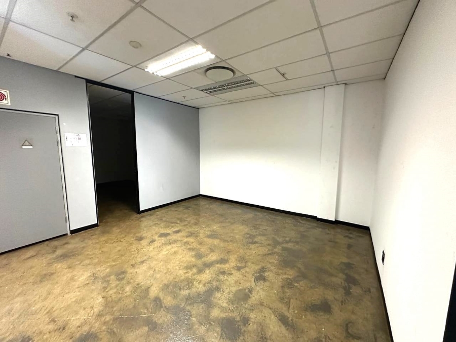 To Let commercial Property for Rent in Vorna Valley Gauteng