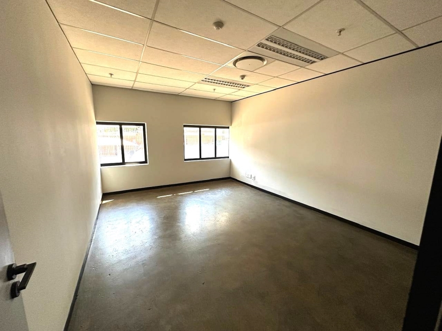 To Let commercial Property for Rent in Vorna Valley Gauteng