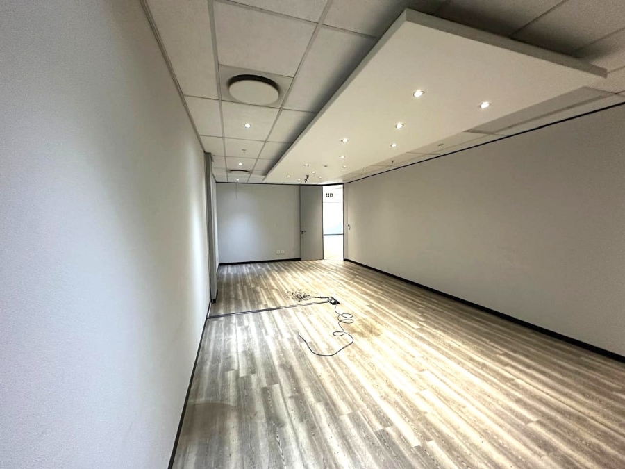 To Let commercial Property for Rent in Vorna Valley Gauteng