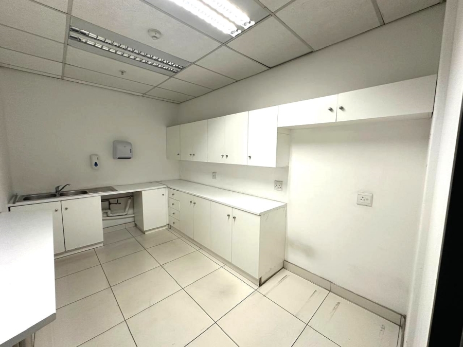 To Let commercial Property for Rent in Vorna Valley Gauteng