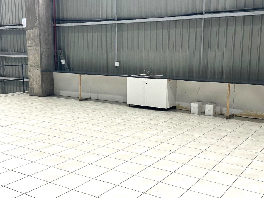 To Let commercial Property for Rent in Vorna Valley Gauteng