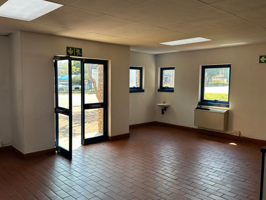 To Let commercial Property for Rent in Randjespark Gauteng