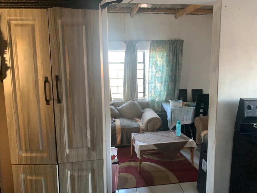  Bedroom Property for Sale in Mohlakeng Gauteng