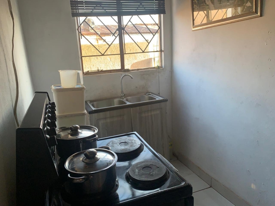  Bedroom Property for Sale in Mohlakeng Gauteng