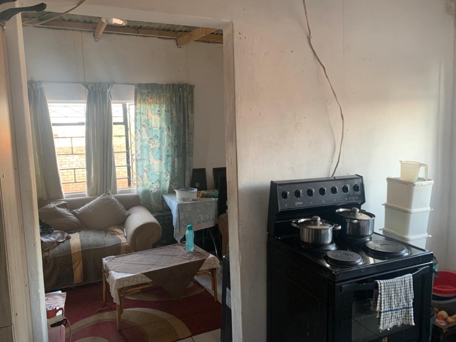  Bedroom Property for Sale in Mohlakeng Gauteng