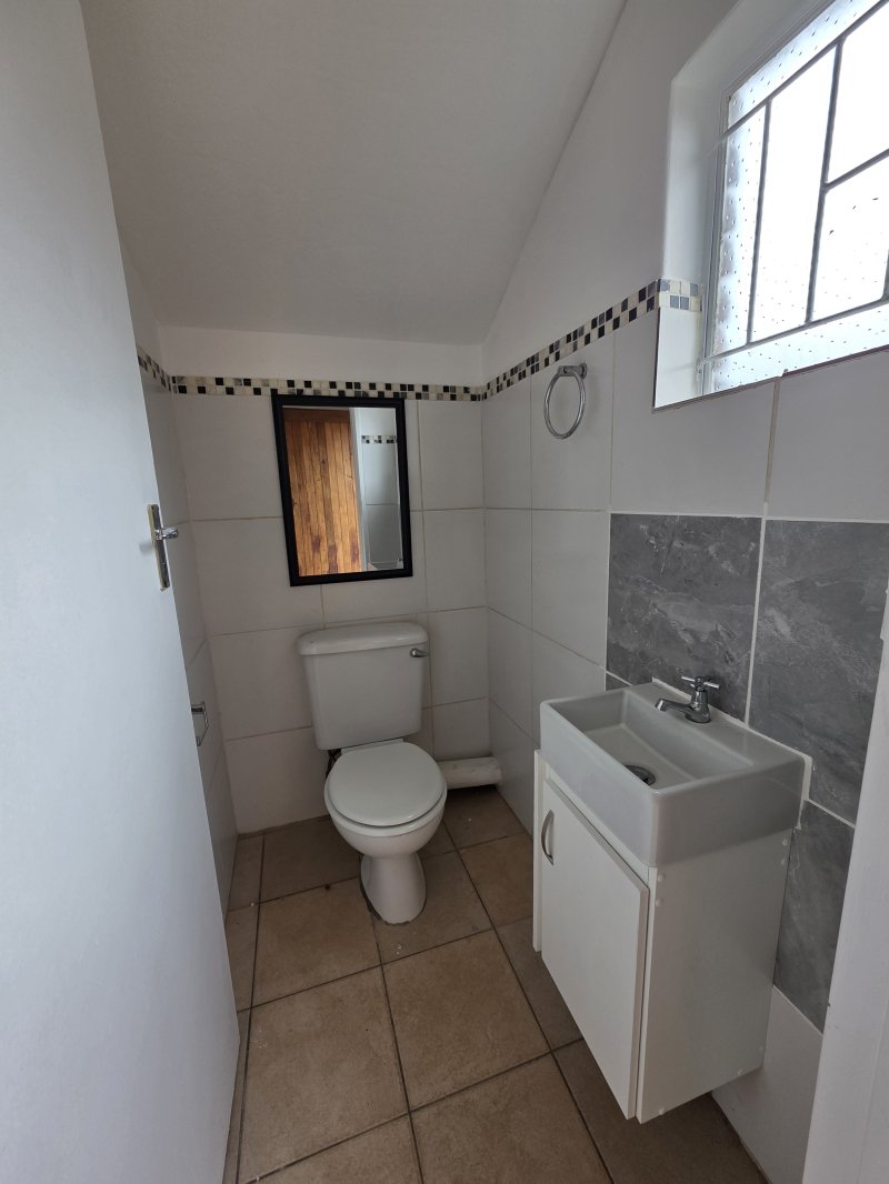 2 Bedroom Property for Sale in Illiondale Gauteng