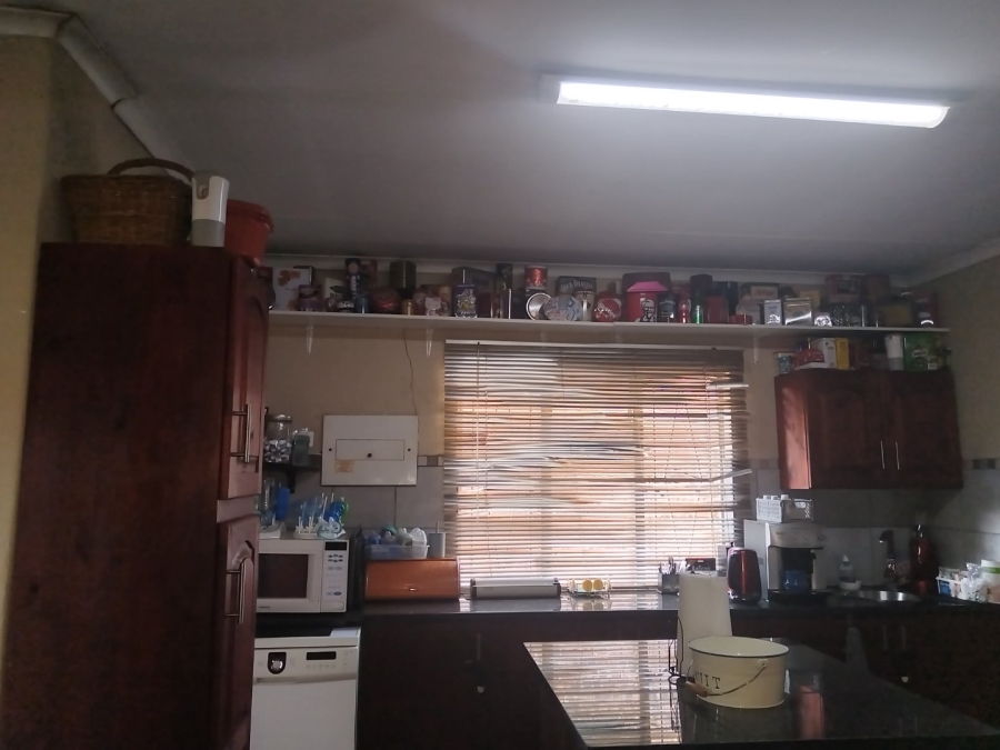 3 Bedroom Property for Sale in Gezina Gauteng