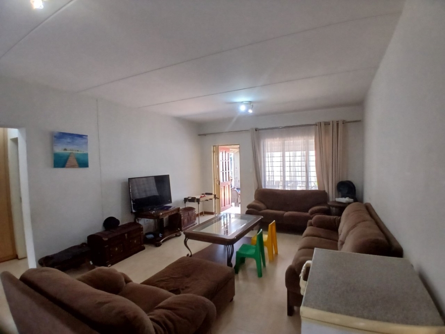 2 Bedroom Property for Sale in Sunninghill Gauteng