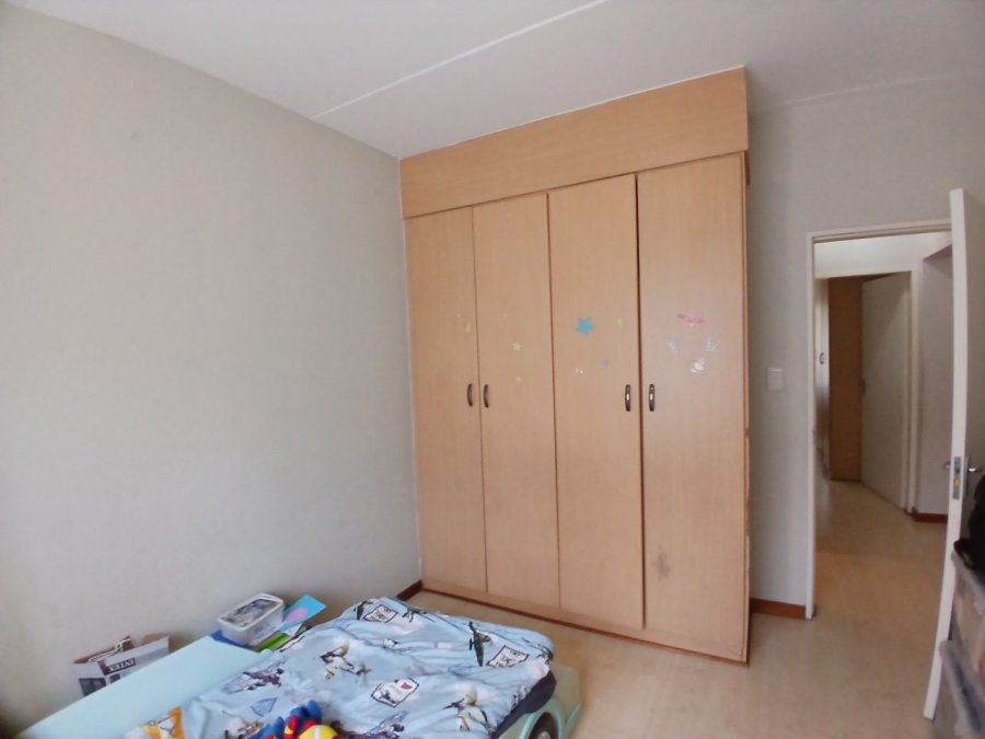 2 Bedroom Property for Sale in Sunninghill Gauteng