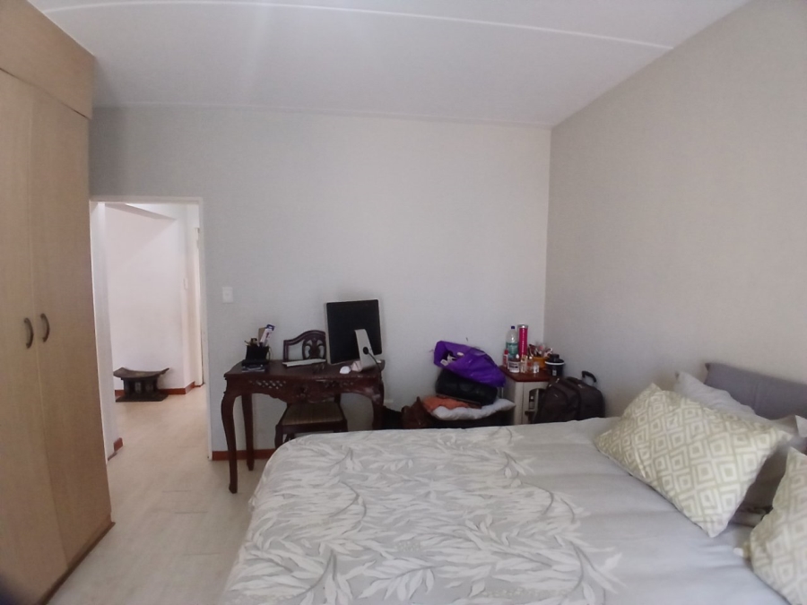 2 Bedroom Property for Sale in Sunninghill Gauteng