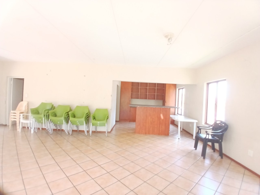 2 Bedroom Property for Sale in Sunninghill Gauteng