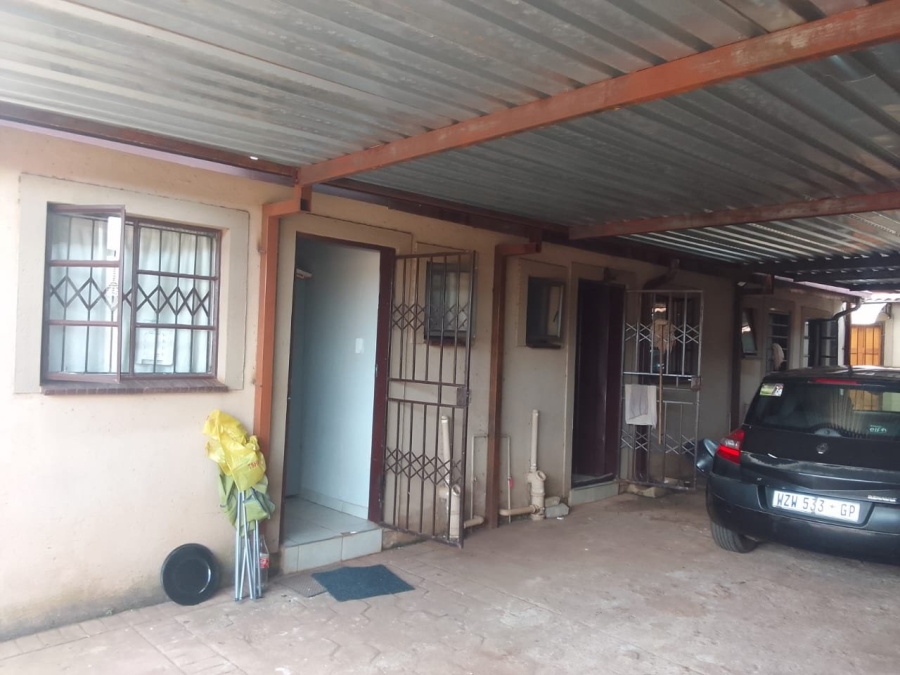 12 Bedroom Property for Sale in Soshanguve XX Gauteng