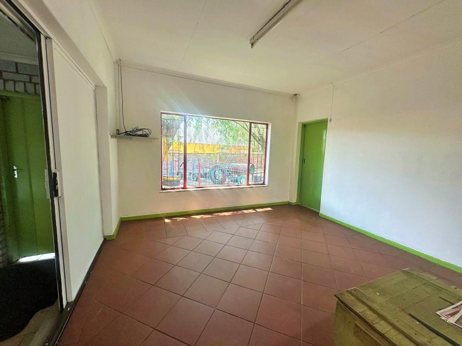  Bedroom Property for Sale in The Reeds Gauteng