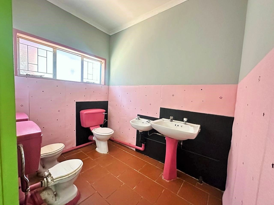  Bedroom Property for Sale in The Reeds Gauteng