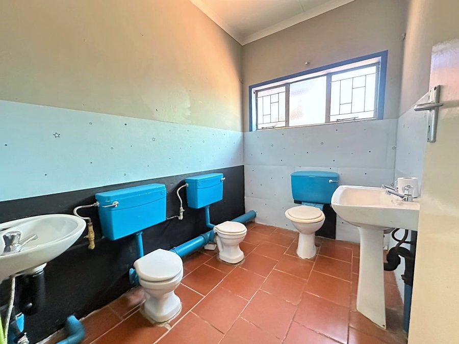  Bedroom Property for Sale in The Reeds Gauteng