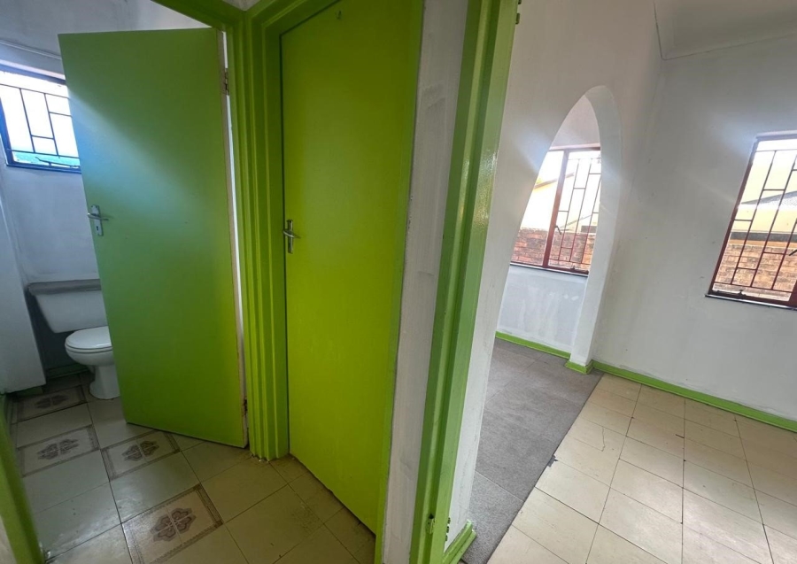  Bedroom Property for Sale in The Reeds Gauteng