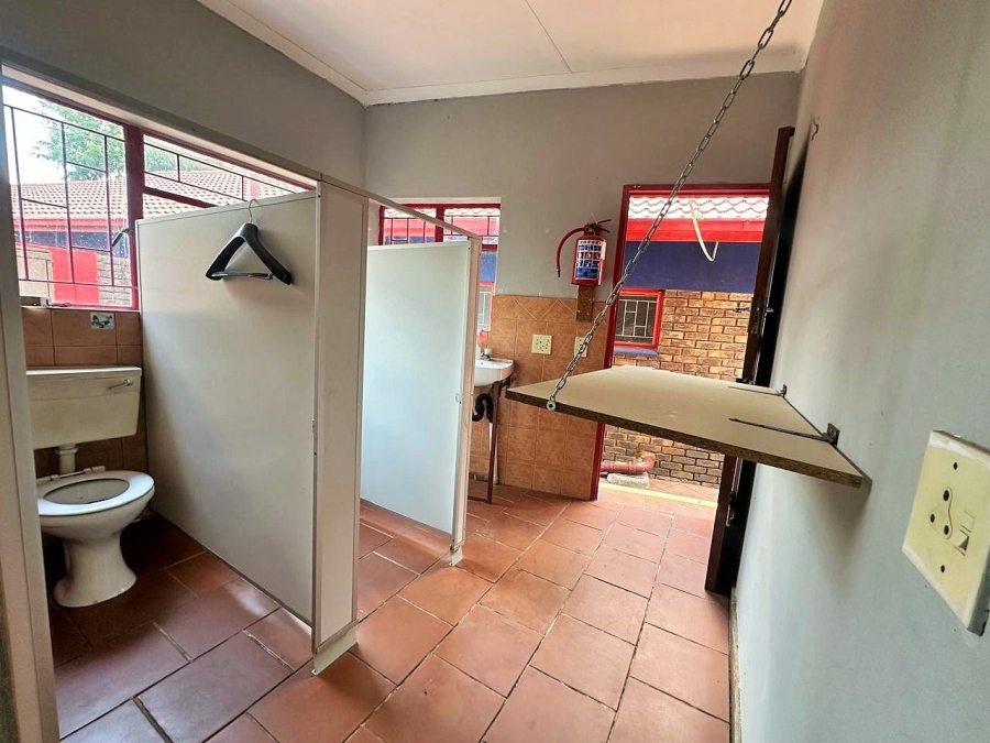  Bedroom Property for Sale in The Reeds Gauteng