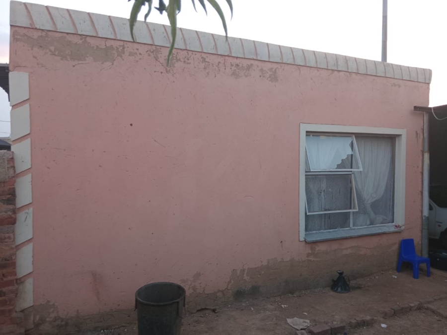 2 Bedroom Property for Sale in Mamelodi East Gauteng