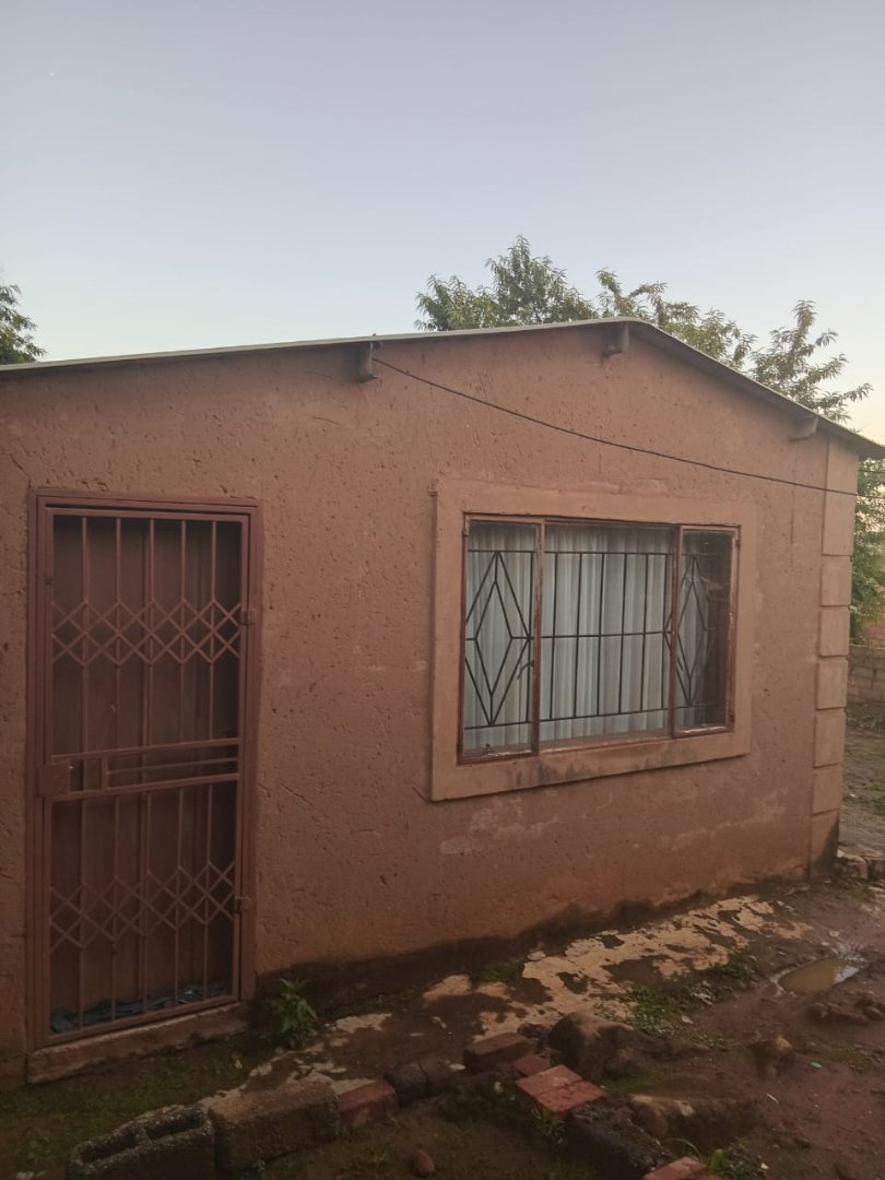 2 Bedroom Property for Sale in Mamelodi East Gauteng