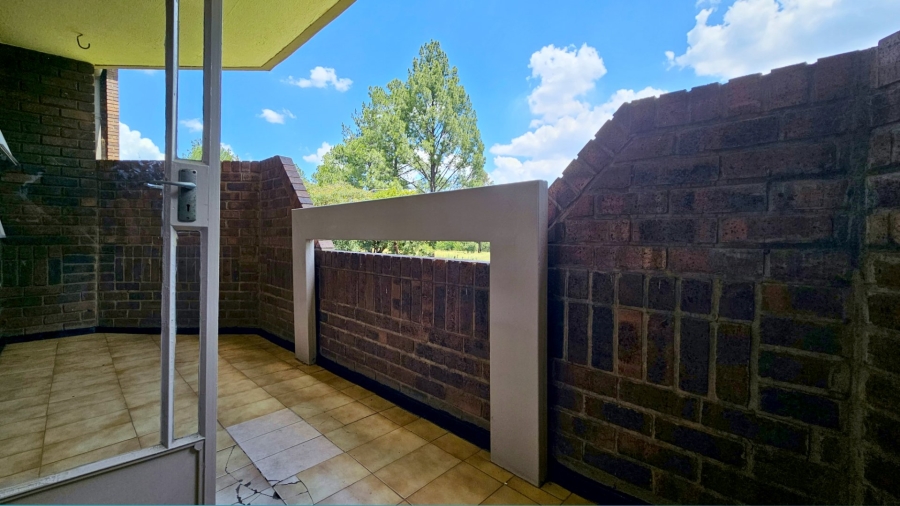 3 Bedroom Property for Sale in Three Rivers Proper Gauteng