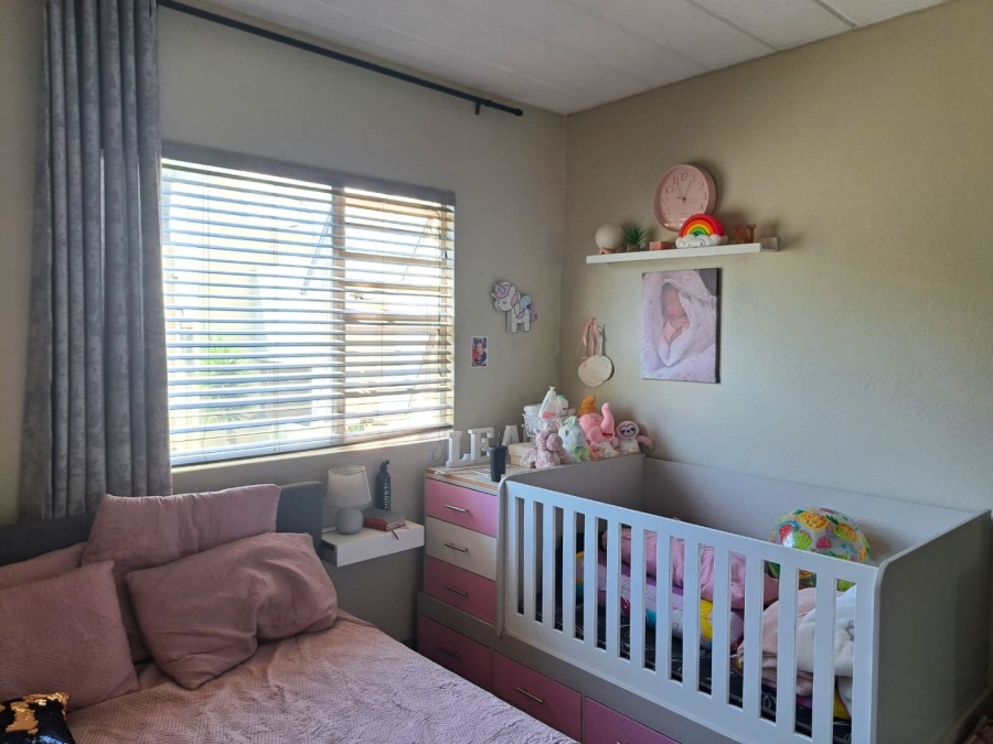 To Let 2 Bedroom Property for Rent in North Riding Gauteng