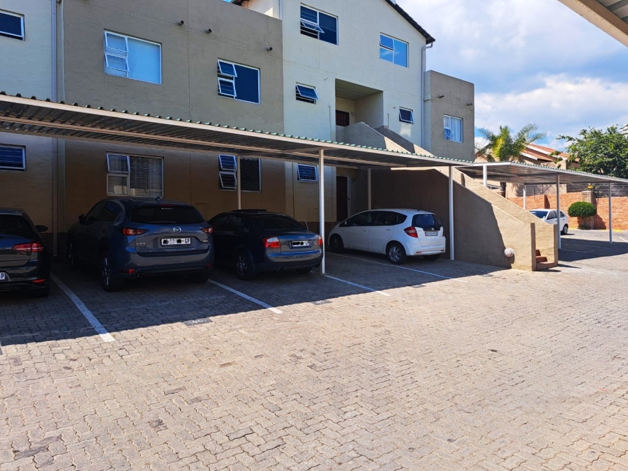 To Let 2 Bedroom Property for Rent in North Riding Gauteng
