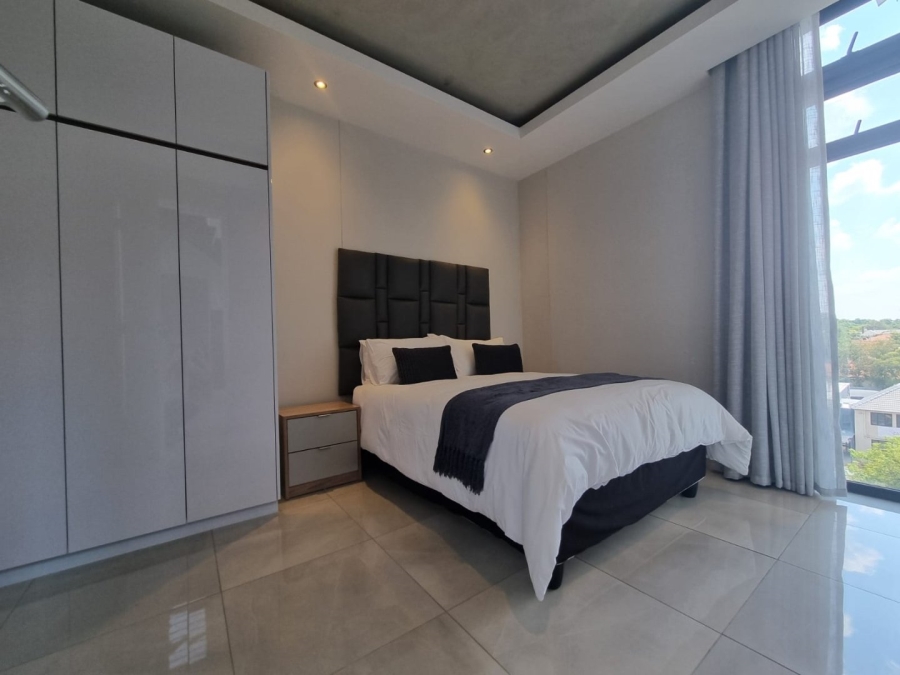 To Let 2 Bedroom Property for Rent in Houghton Estate Gauteng