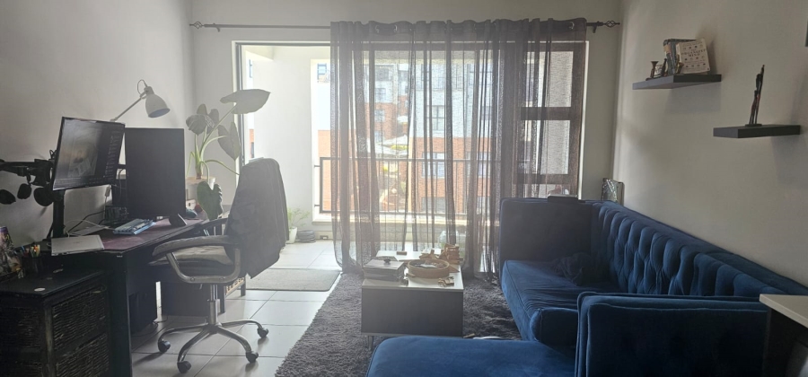 1 Bedroom Property for Sale in Olivedale Gauteng