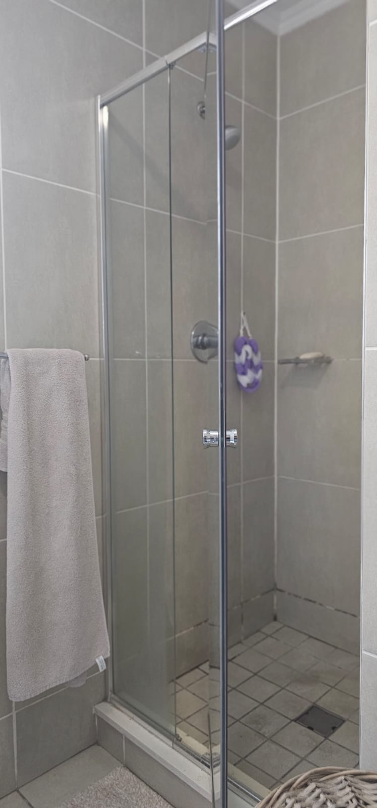 1 Bedroom Property for Sale in Olivedale Gauteng