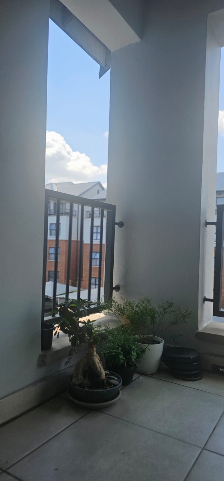 1 Bedroom Property for Sale in Olivedale Gauteng