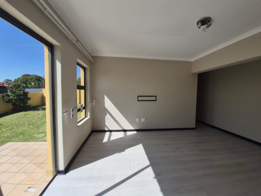 To Let 2 Bedroom Property for Rent in Greengate Gauteng