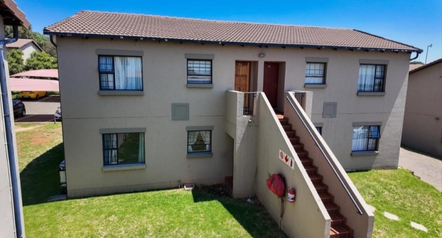 2 Bedroom Property for Sale in Albemarle Gauteng