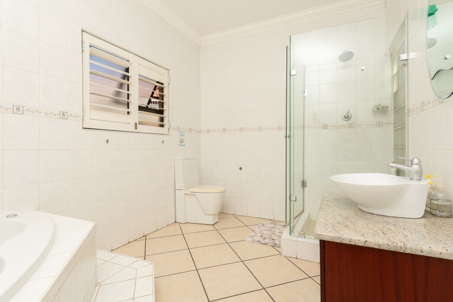 To Let 4 Bedroom Property for Rent in Meyersdal Gauteng