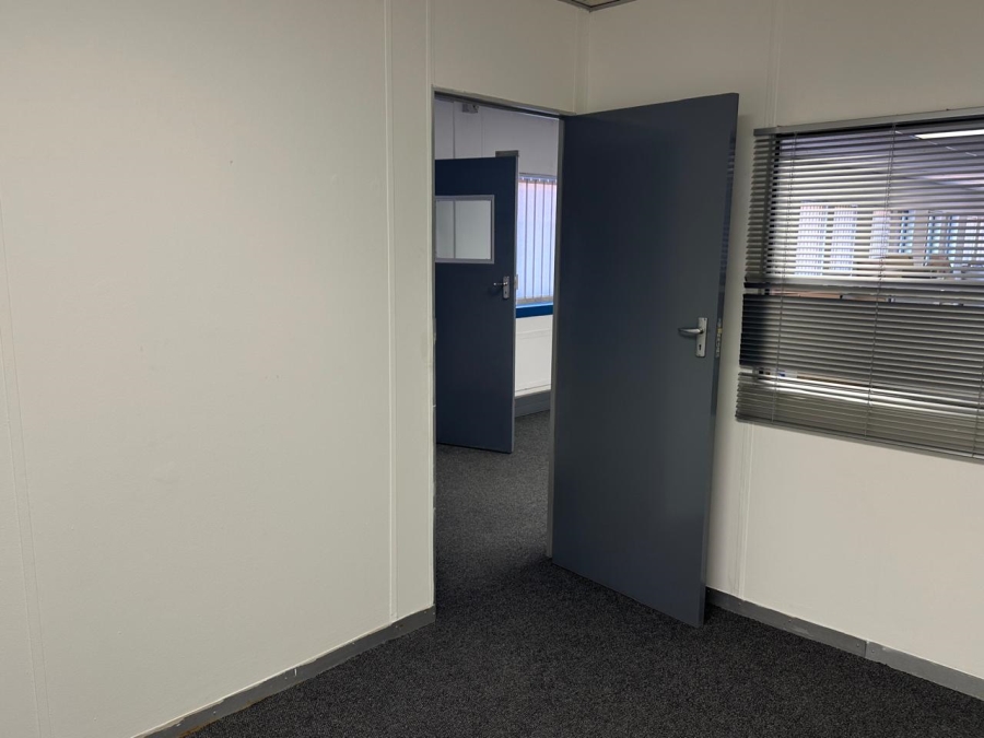 To Let commercial Property for Rent in Randjespark Gauteng