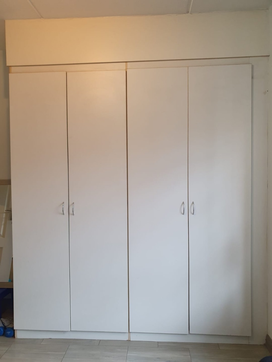 To Let 2 Bedroom Property for Rent in Greenstone Hill Gauteng