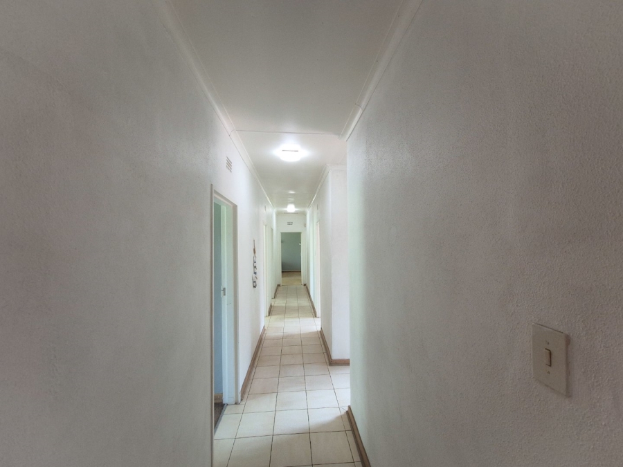 4 Bedroom Property for Sale in Vanderbijlpark Sw 2 Gauteng