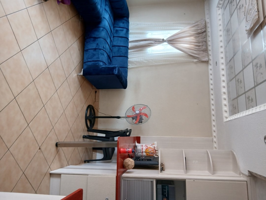 To Let 3 Bedroom Property for Rent in Rosslyn Gauteng