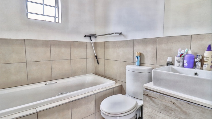 4 Bedroom Property for Sale in Sagewood Gauteng