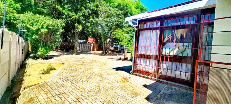 3 Bedroom Property for Sale in Blairgowrie Gauteng